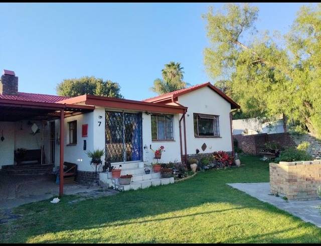 3 BEDROOM HOUSE FOR SALE IN BIRCHLEIGH NORTH